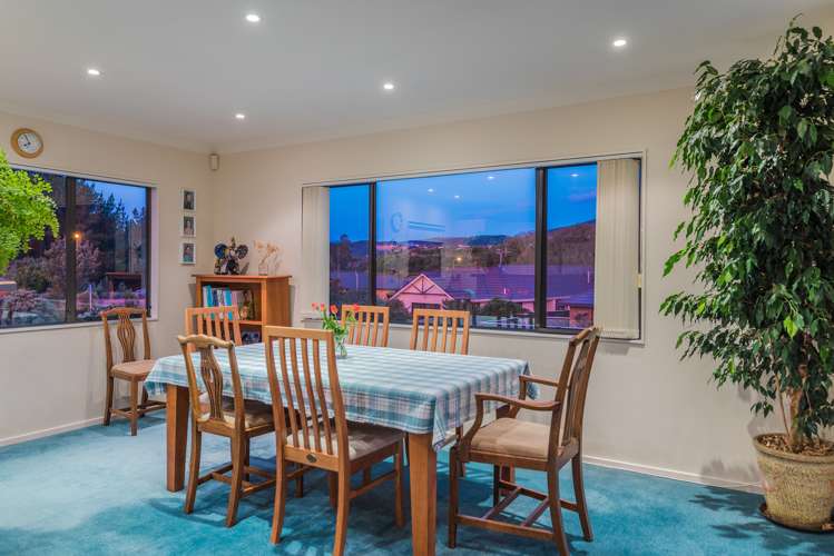 4 Lorna Irene Drive Raumati South_22