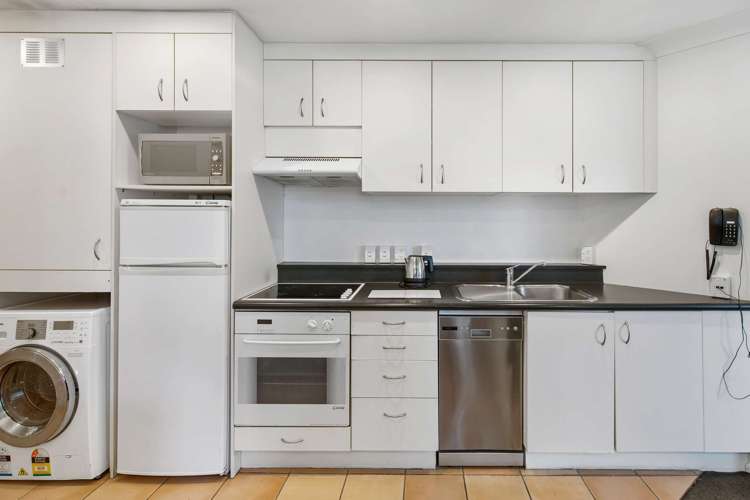 4f/120 The Terrace Wellington Central_11