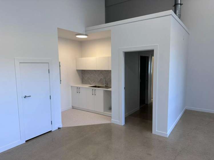 84 First Avenue Avenues_6