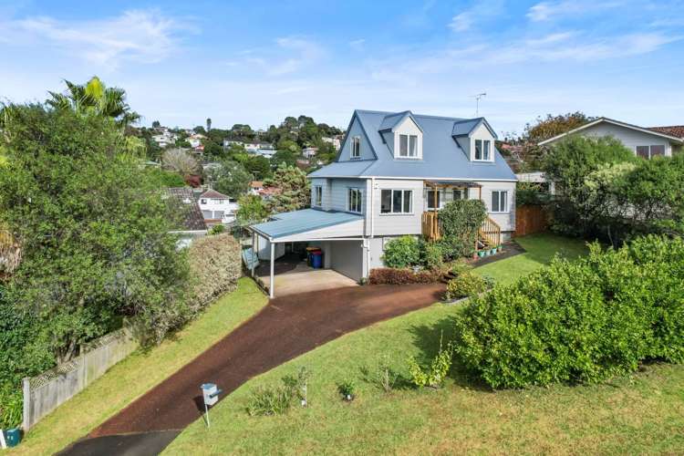 8 Tetrarch Place Totara Vale_3