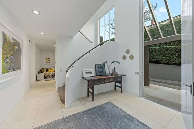 5 Eastbourne Road 1776_4