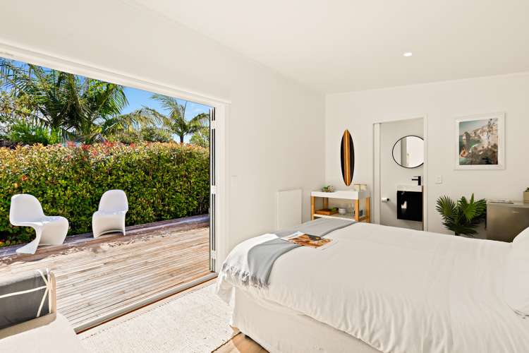 37 Harbour View Road Point Wells_21