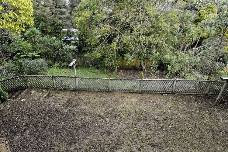 214 Golf Road Titirangi_17