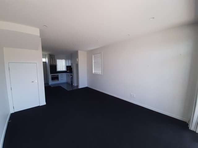 4/50 Ocean View Road Northcote_3