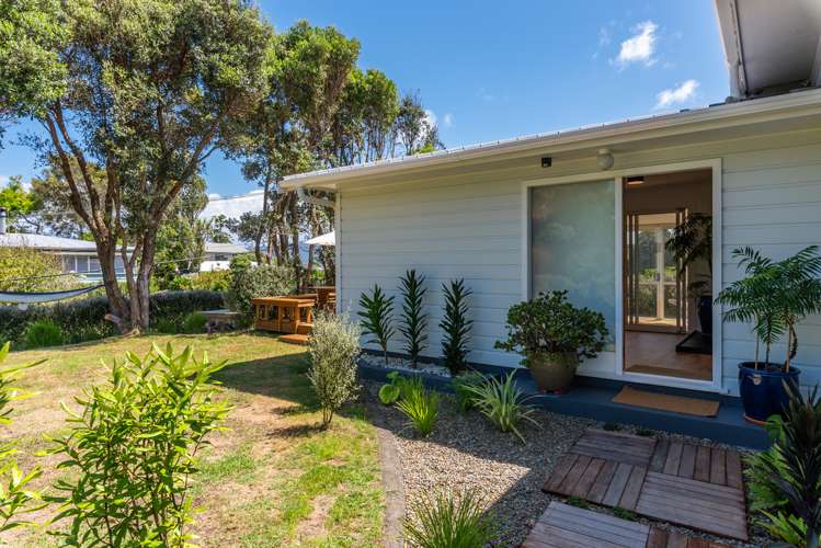 5 Kokako Road Otaihanga_5