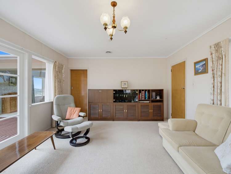 2 Grendon Road Titirangi_6