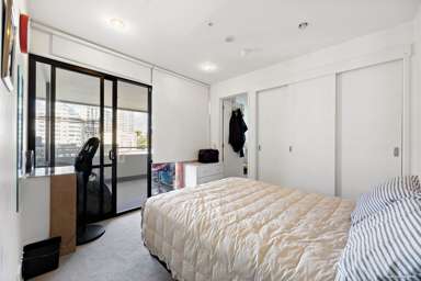 1308/18 Beach Road_4