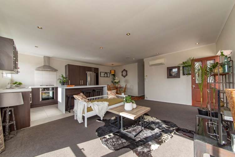 76a Captain Scott Road Glen Eden_5