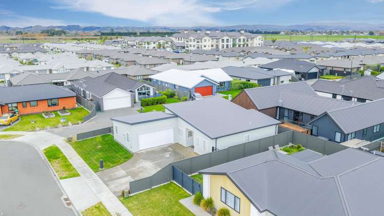 46 Hunter Drive Awatoto_11