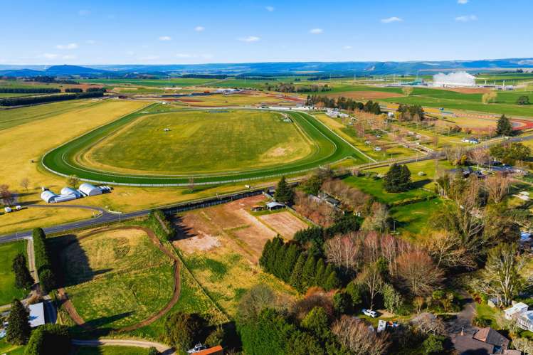 430 Centennial Drive Rotokawa_10