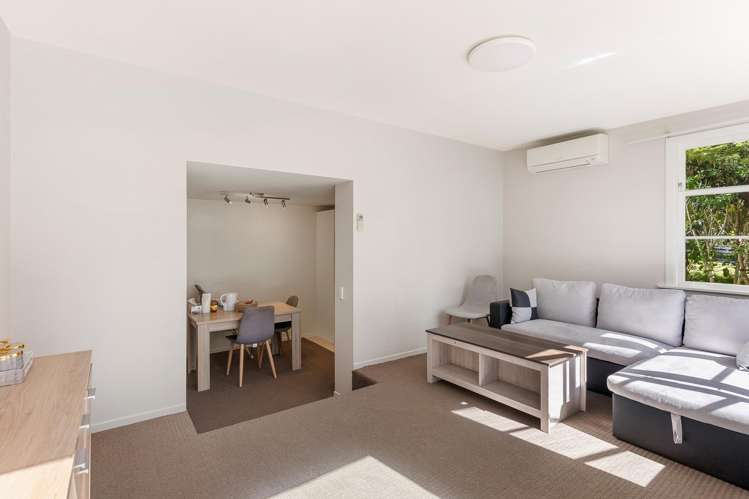 44 Haumia Street Johnsonville_12