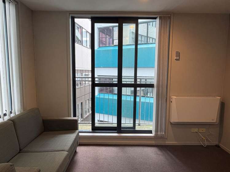 402/36 Eden Crescent_4