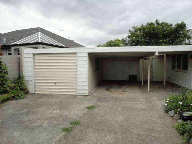 26 Woods Avenue Matua_1