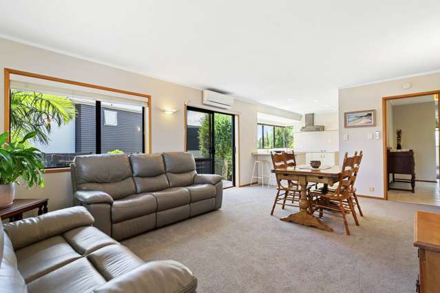 2/109 Litten Road Cockle Bay_3