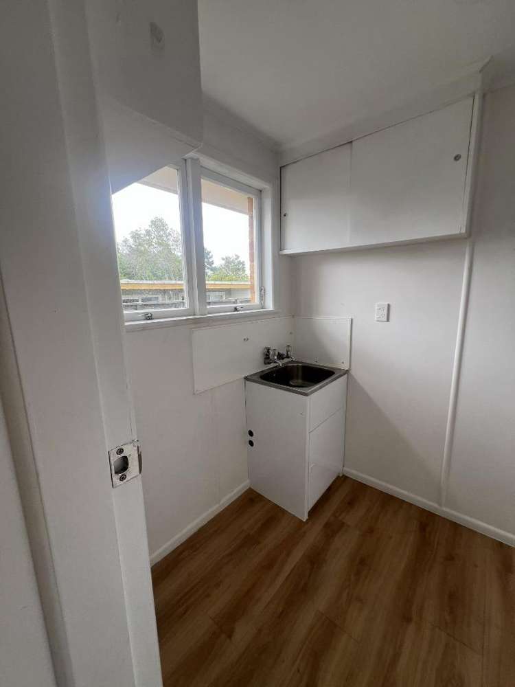 24 Patrick Place 2742_6