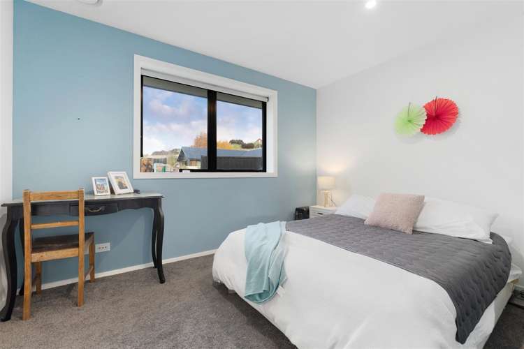 31 Kingfisher Crescent Albert Town_13