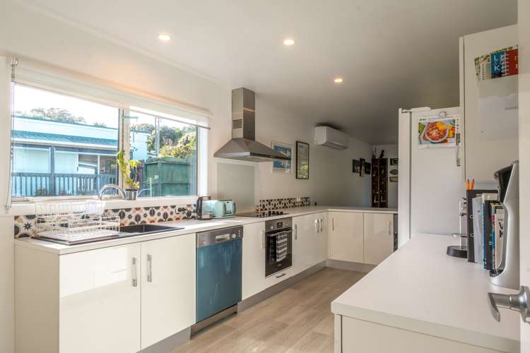 21 Moana Avenue Surfdale_5