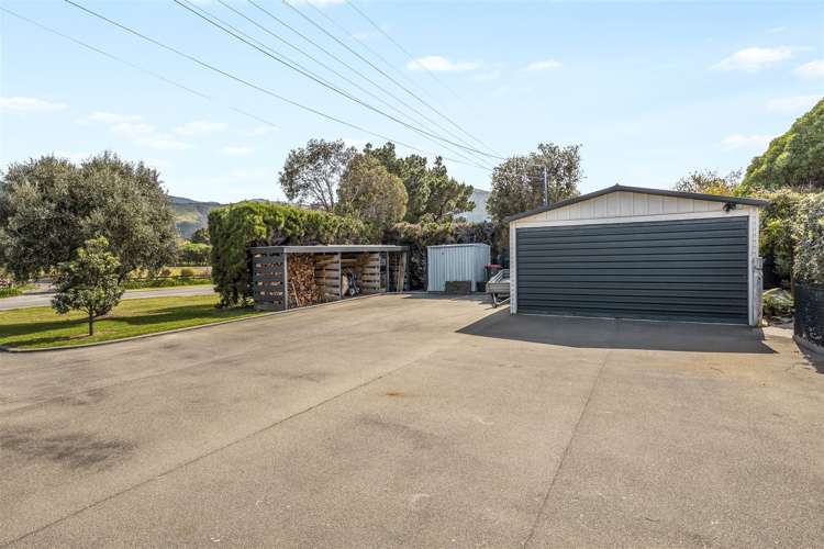 172 Rarangi Beach Road Rarangi_40