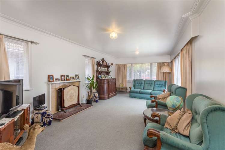 6 Archlynn Road Kelston_18