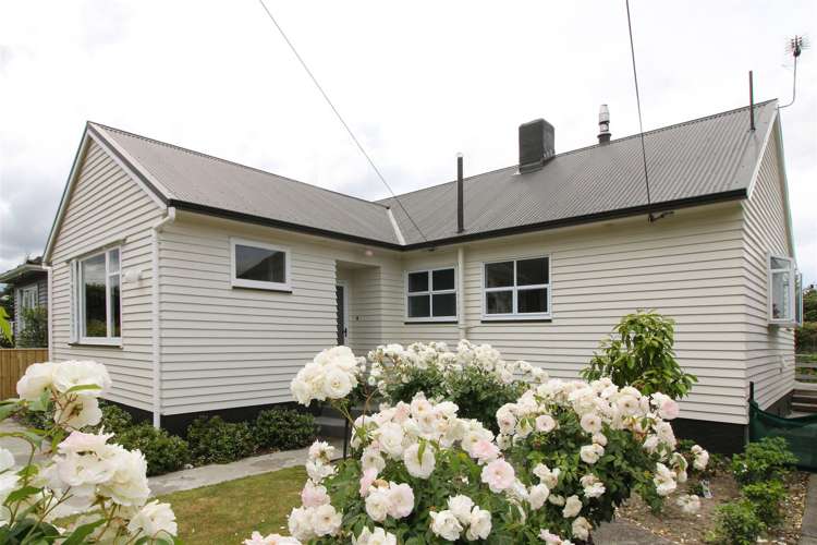 136 Essex Street Masterton_19
