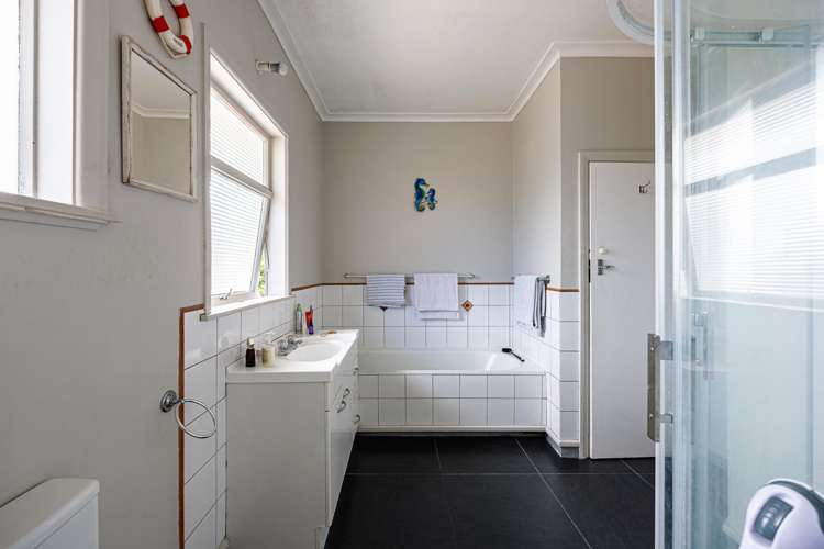 324 Frimley Road Frimley_16