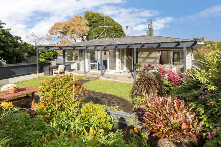 27 Trelawn Place Cockle Bay_1