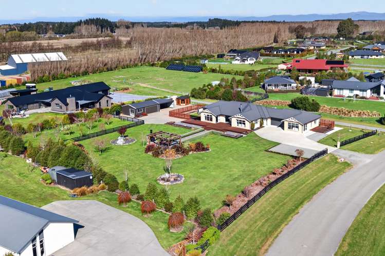 34 Copper Beech Road Woodend_42