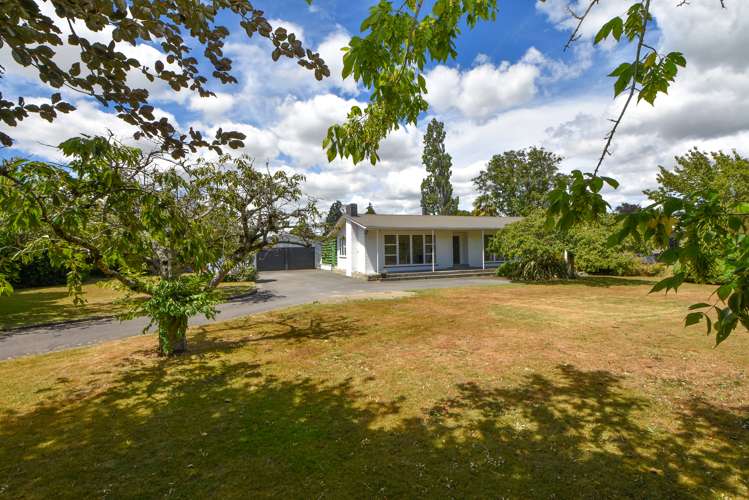 485 High Street South_0