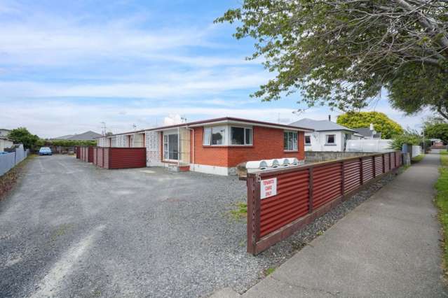 Secure The Set - Fantastic Opportunity!