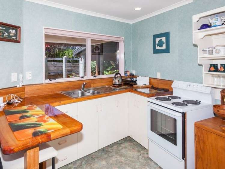 12 Pine Grove Tairua_2