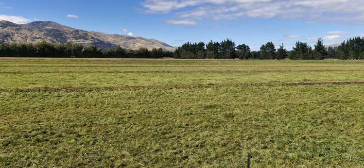 481 Camp Hill Road Hawea Flat_5