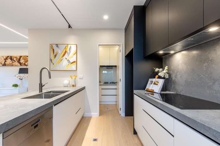 1B Rowan Road_5