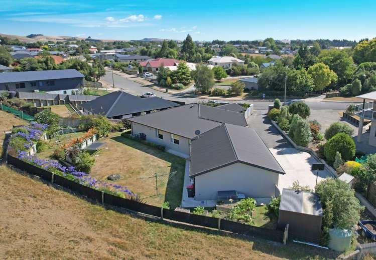 17 Grove Avenue Weston_17