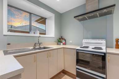 2/126 Opawa Road_4