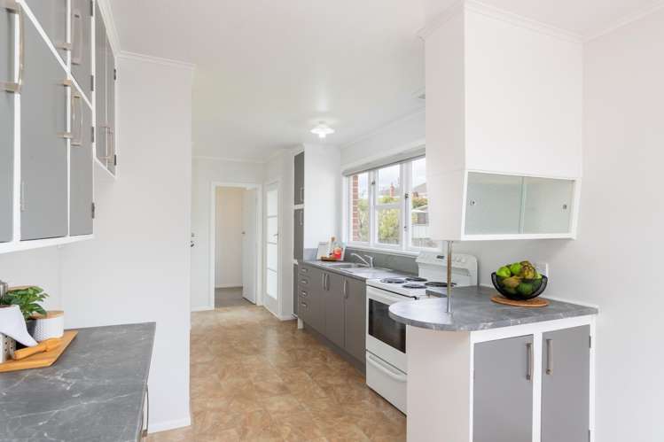 6 Ruru Crescent Heretaunga_5