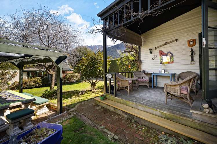 5 Hobart Street Queenstown_23