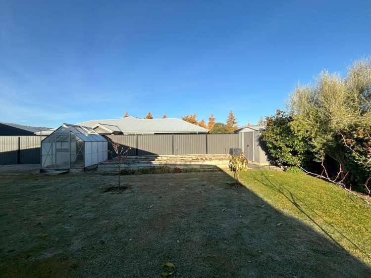 9 Olds Crescent 10126_15