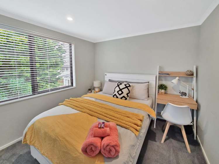 27 Charleston Avenue 2652_9