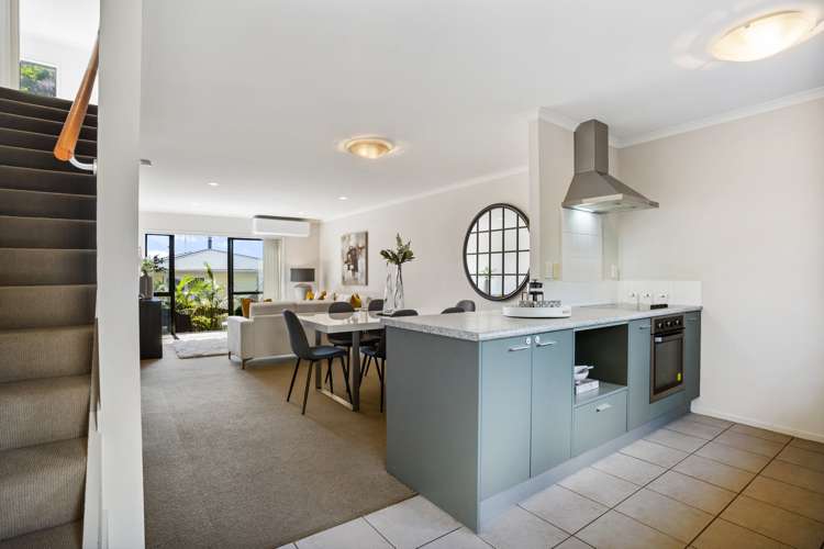 10/55 Verbena Road Birkdale_1