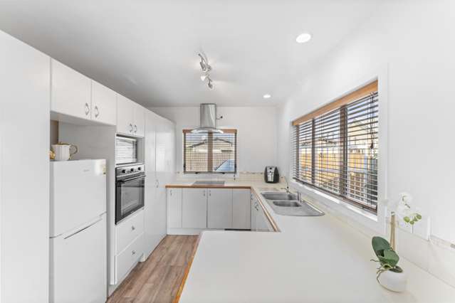 2/11 Marr Road Manurewa_3