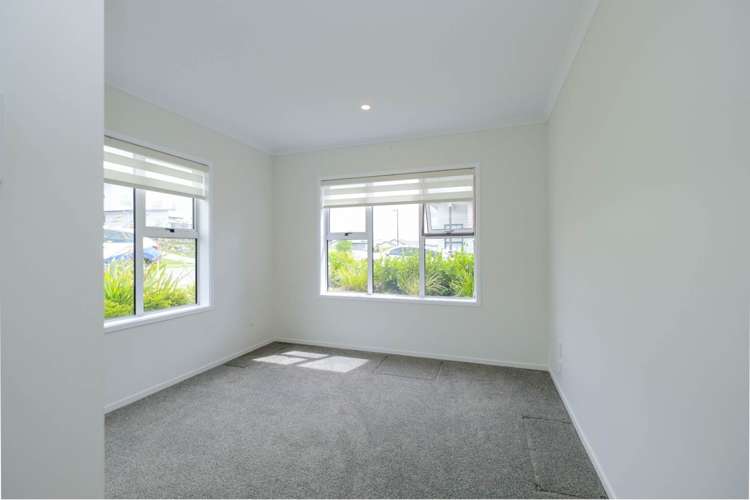 9 Pioneer Rise Silverdale_12