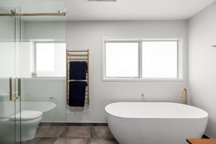 15 Endeavour Avenue Welcome Bay_13