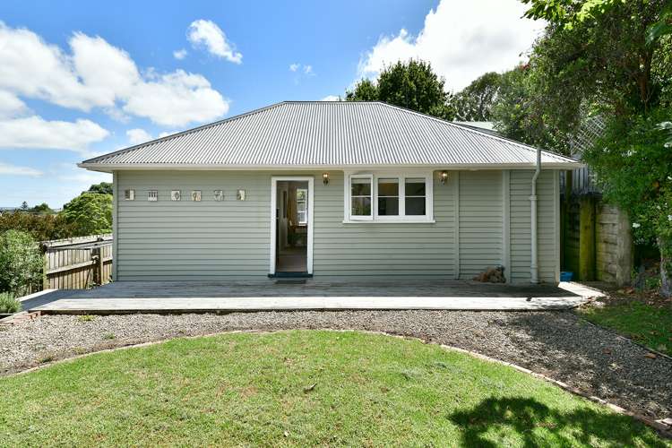 25 Downer Street Helensville_16