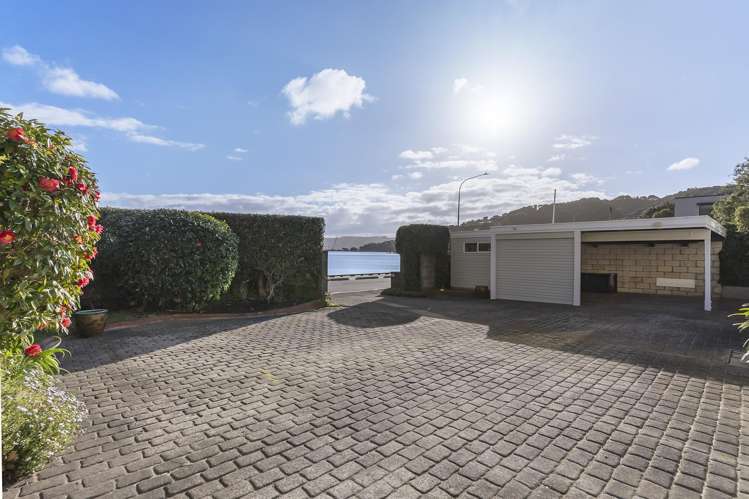 238 Marine Drive Lowry Bay Eastbourne_16