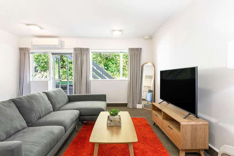 2/15 Upper Lewisville Terrace_0