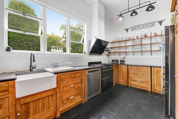 1 Green Lane Helensville_8