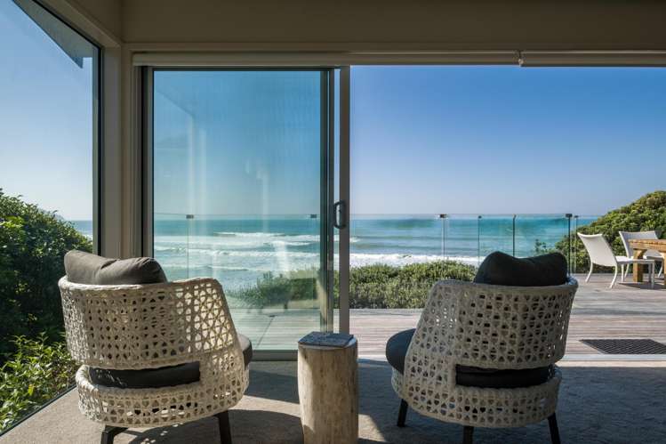 1 Lloyd George Road Wainui_12