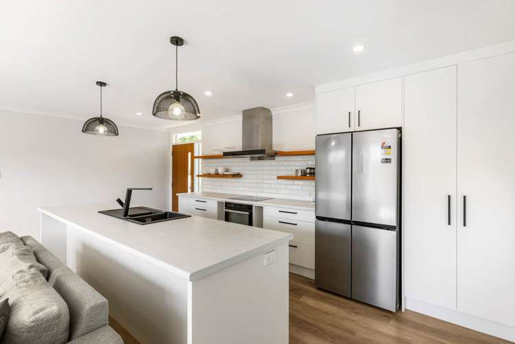 9 Hollinbrigg Place Manurewa_6