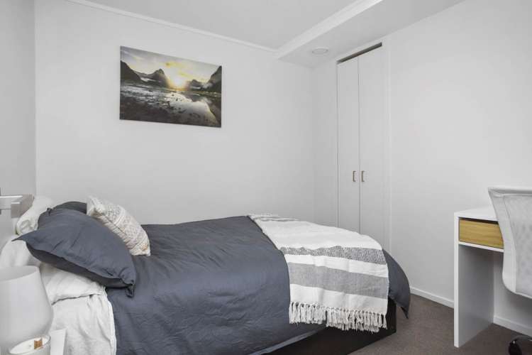 G02/430 Queen Street Auckland Central_7