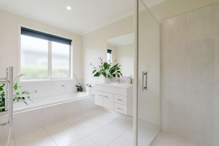 100 Estuary View Whangamata_16